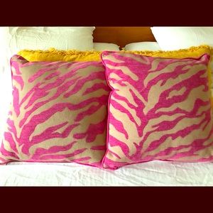 Pink zebra design stuffed pillows
